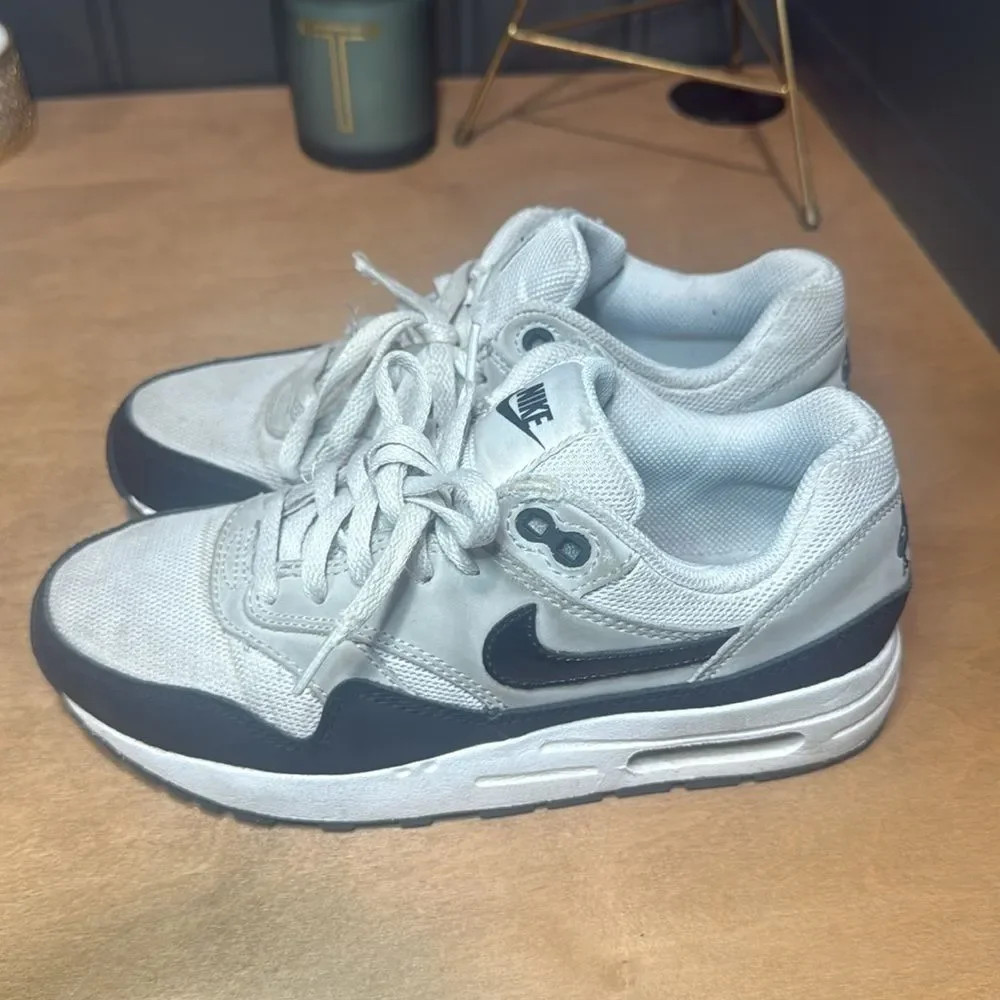 Nike air max 1 white black and grey size 4.5Y